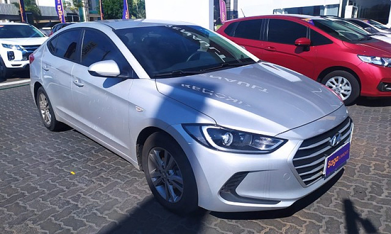 Hyundai Elantra 2.0 ...