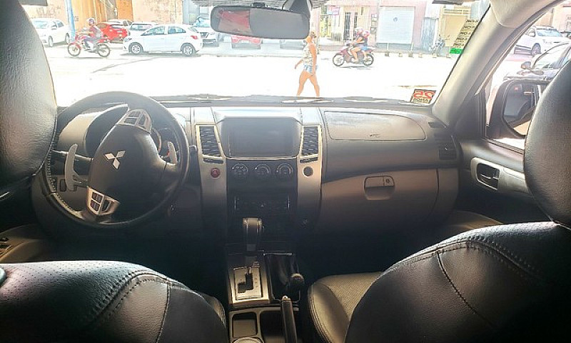 Pajero Hpe 4X4...