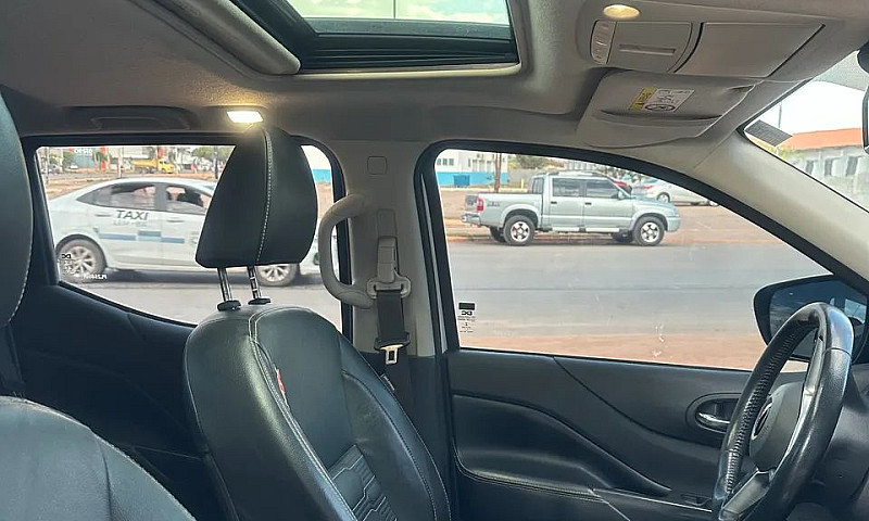 Nissan Frontier Pro4...
