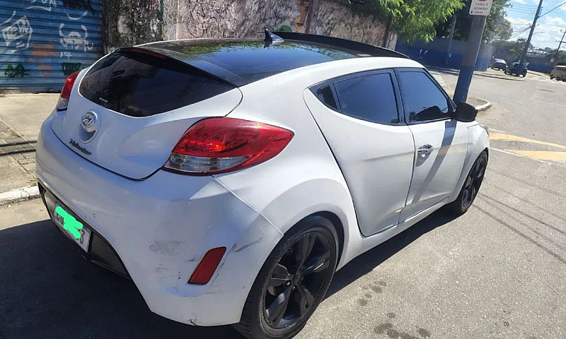 Hyundai Veloster 1.6...