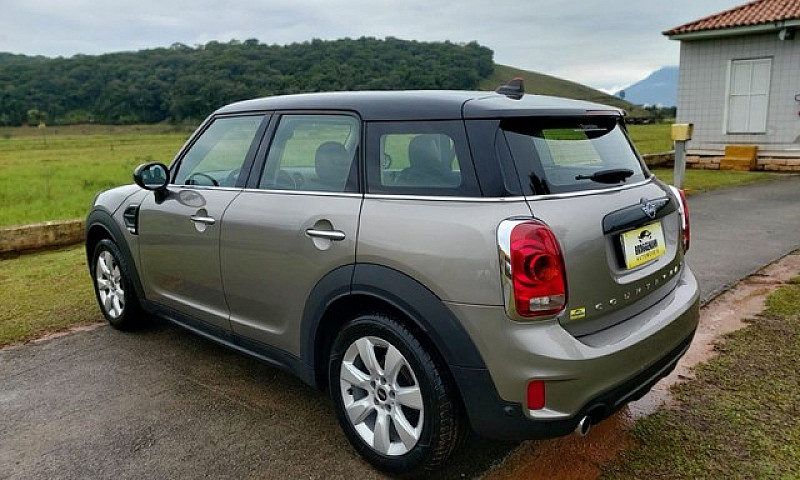 Cooper Countryman 1....