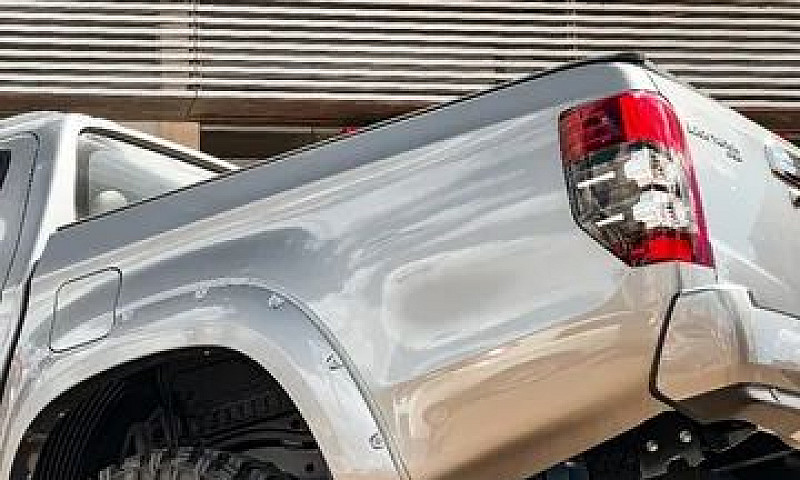 Triton L200 Sport Hp...