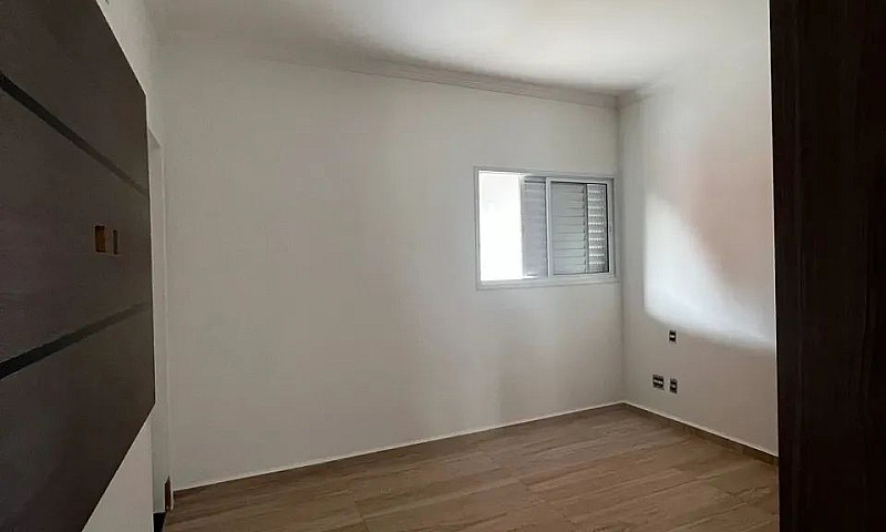 Linda Casa Terrea Co...