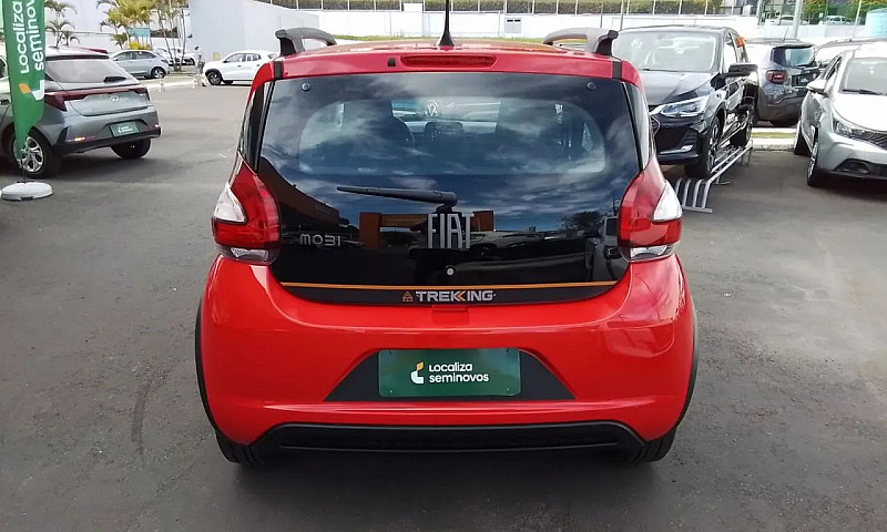 Fiat Mobi Trekking 1...