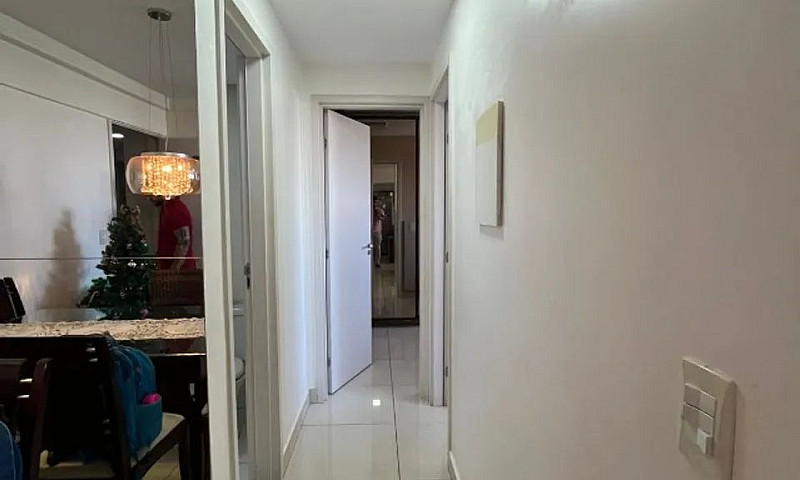 Apartamento 2/4(1 Su...