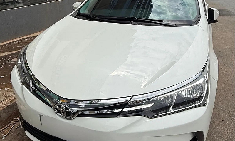 Toyota Corolla Gli 1...