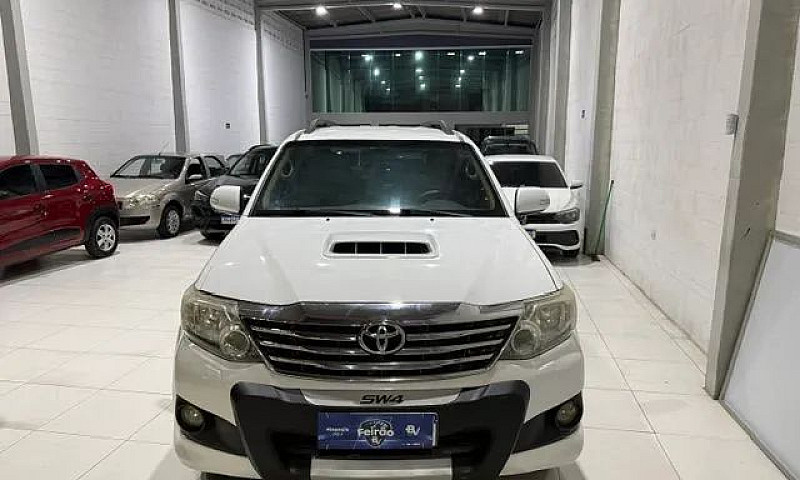 Toyota Hilux Sw4 Srv...