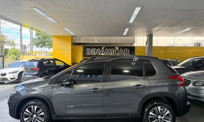 Peugeot 2008 Grife 1...