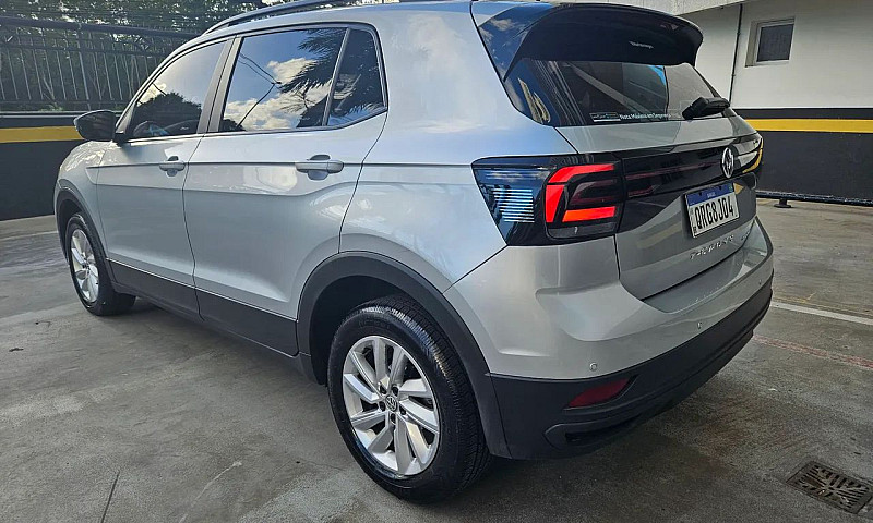 Volkswagen T-Cross S...