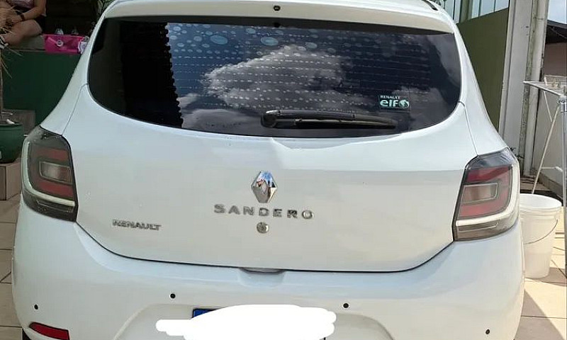 Renault Sandero Vibe...