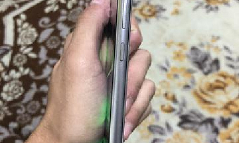 Zenfone 5 Selfie Pro...