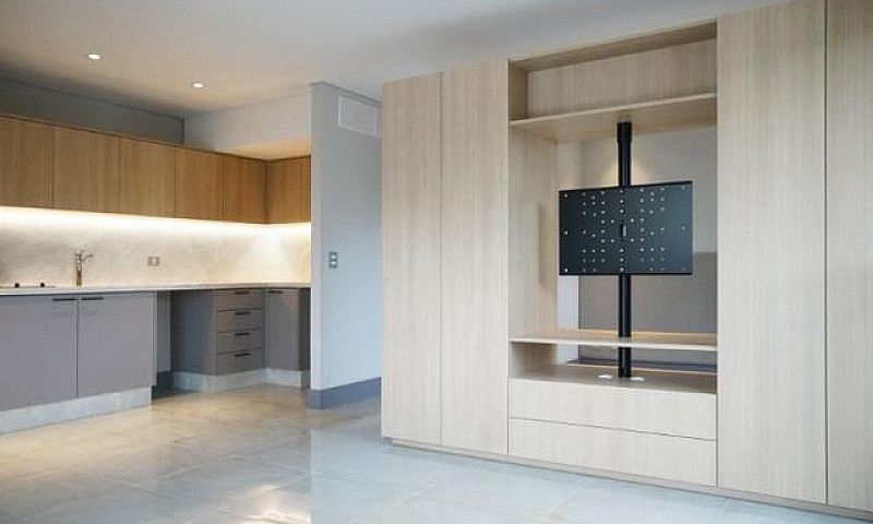 Loft No Batel Mobili...