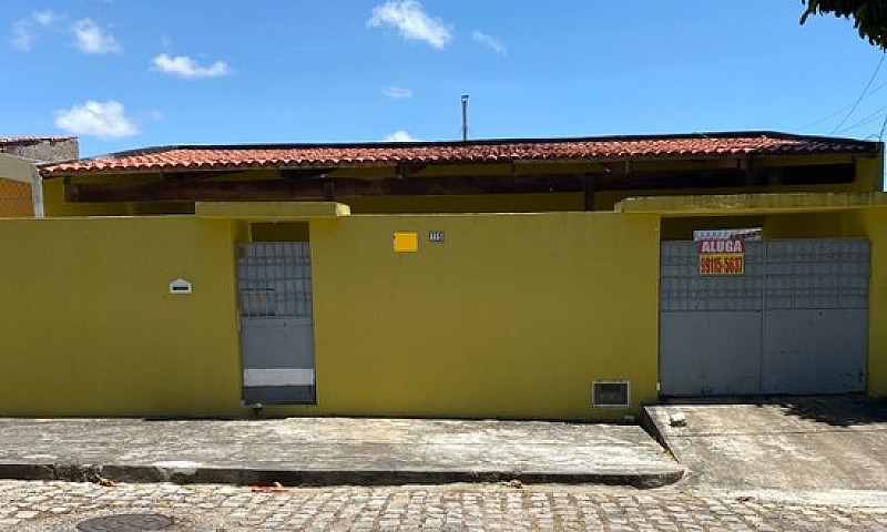 Casa Em Neopolis Pró...