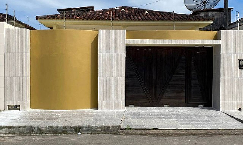 Alugo Casa Com Três ...