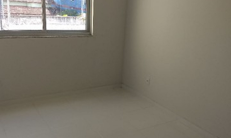 Vende-Se  Apartament...