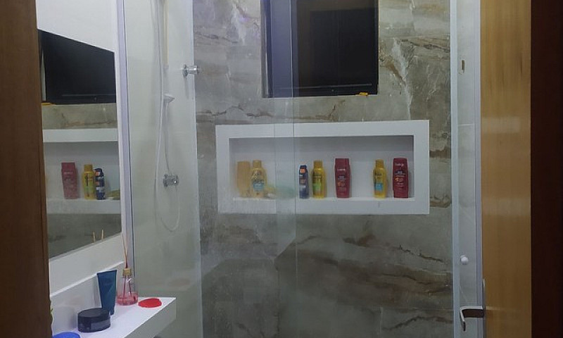 Linda Casa Em Condom...