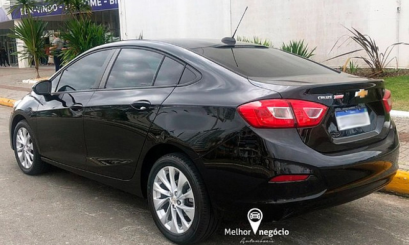 Chevrolet Cruze Seda...