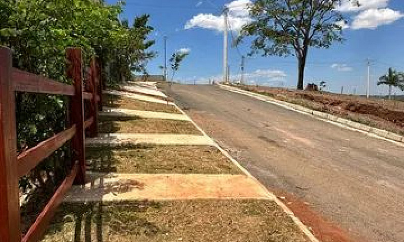 Casa No Lago Corumba...