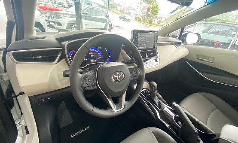 Toyota Corolla 2.0 A...