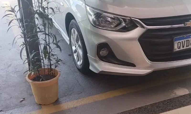 Chevrolet Onix Plus ...