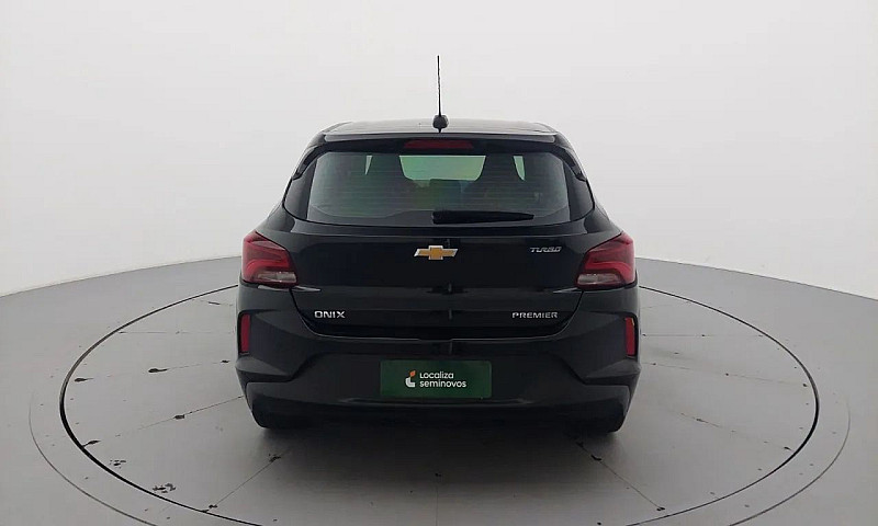 Chevrolet Onix Hatch...