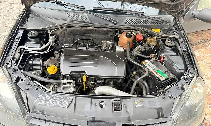 Renault Clio Hi-Flex...