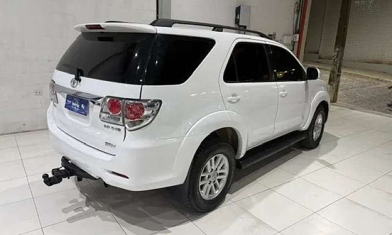 Toyota Hilux Sw4 Srv...