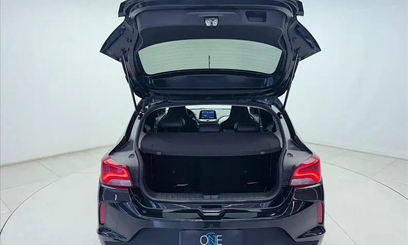 Chevrolet Onix Hatch...