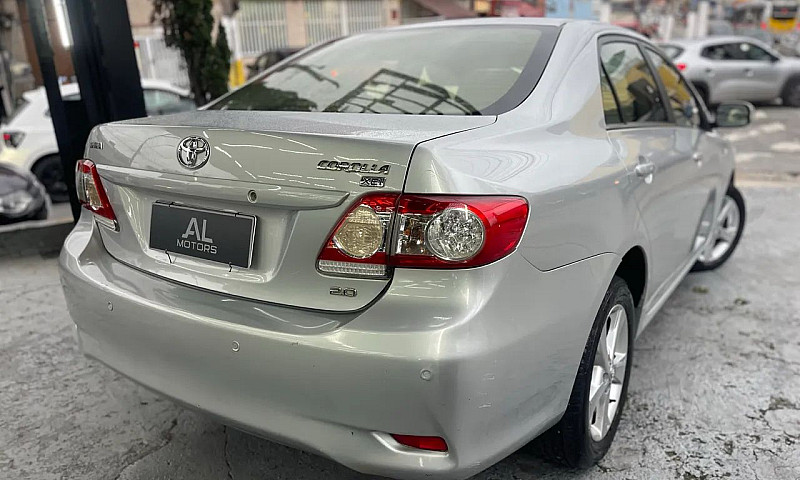 Toyota Corolla Xei 2...