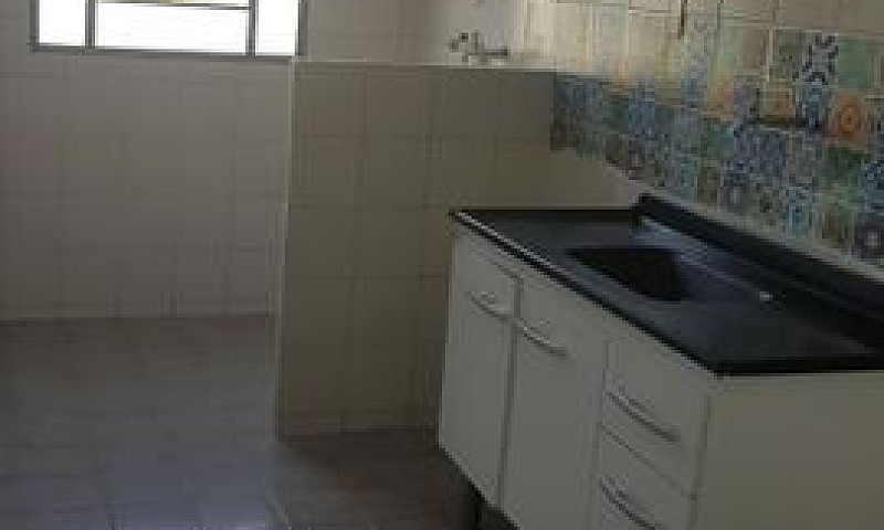 Aptº 2 Dorm. Bq. Euc...