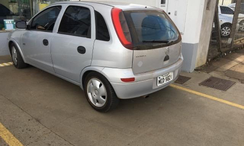 Gm - Chevrolet Corsa...