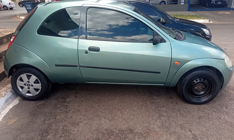 Ford Ka...
