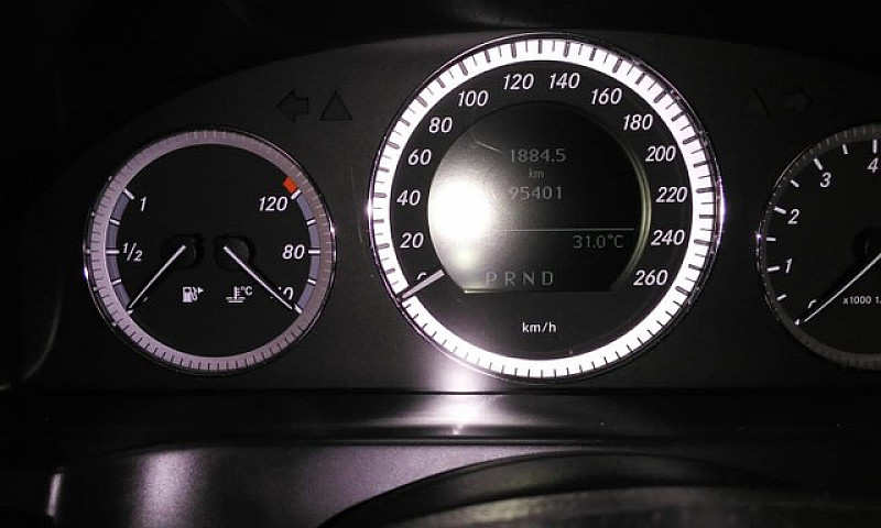 Carro Mercedes-Benz ...
