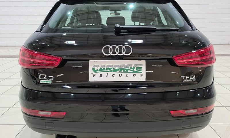 Q3 2.0 Turbo 180 Cv ...