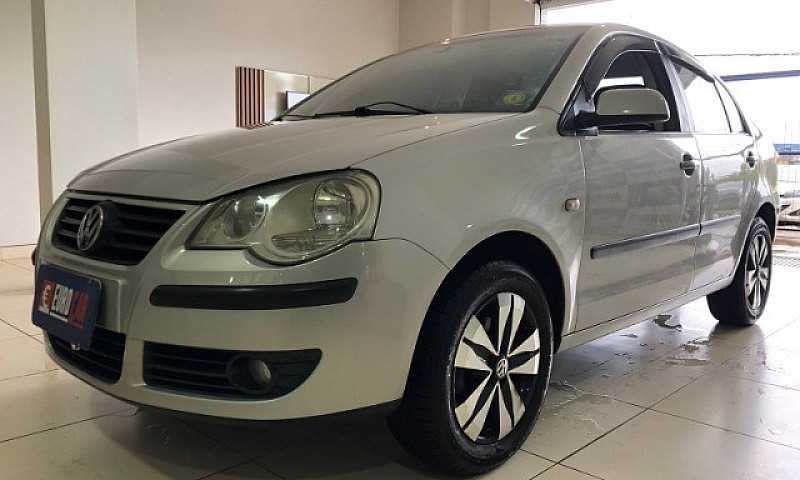 Polo Sedan 1.6 Compl...