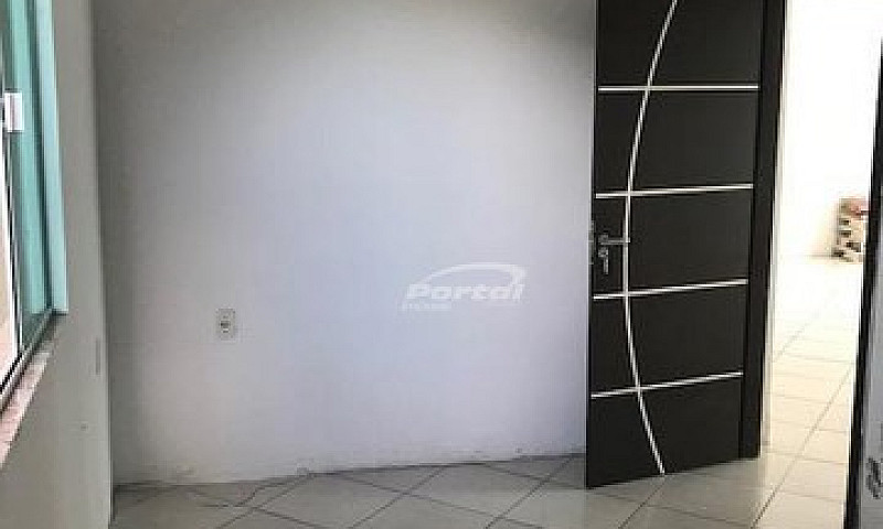 Casa Com 2 Dormitóri...