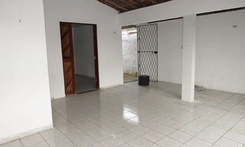 Casa Com 4 Dormitóri...