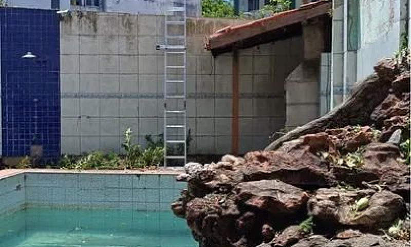  Mansão Com 490 M2 V...
