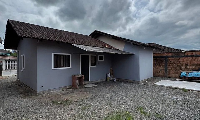 Casa Com 3 Quarto(S)...