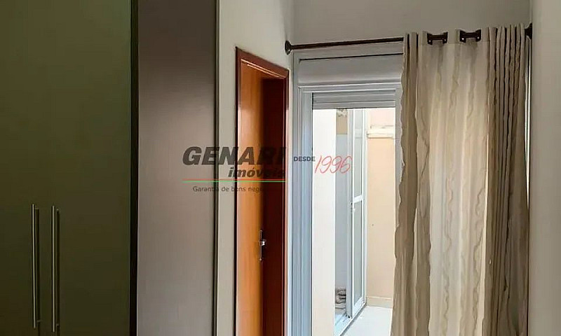 Casa Em Condomínio À...