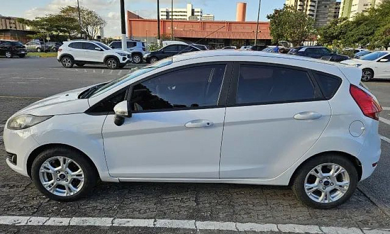 Ford Fiesta Sel 1.6 ...
