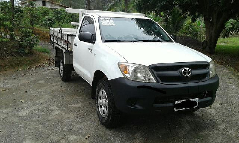 Toyota Hilux...