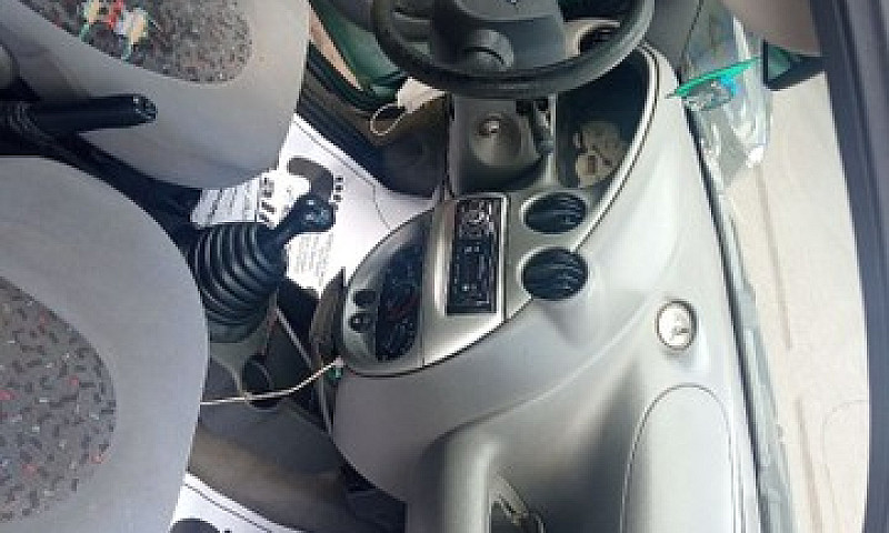 Ford Ka...
