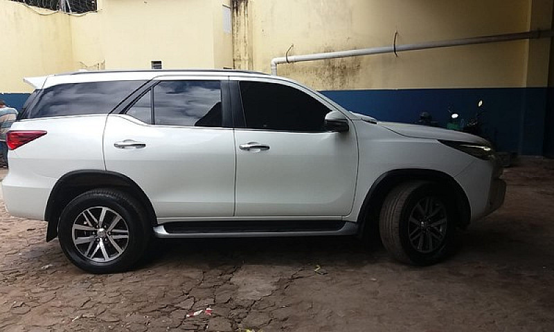  Hilux Sw4 2017/2018...