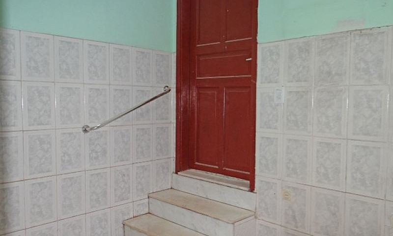 Casa Scrln 708...