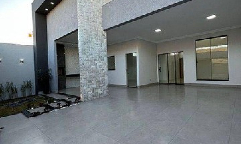 Casa Com 3 Dormitóri...