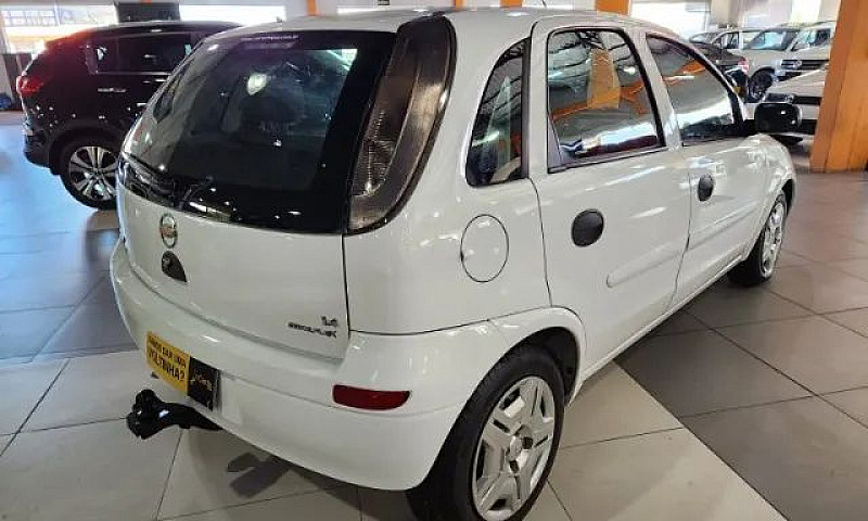 Chevrolet Corsa Hatc...