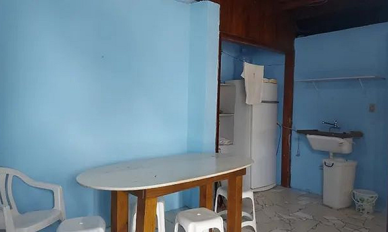 Alugo...
