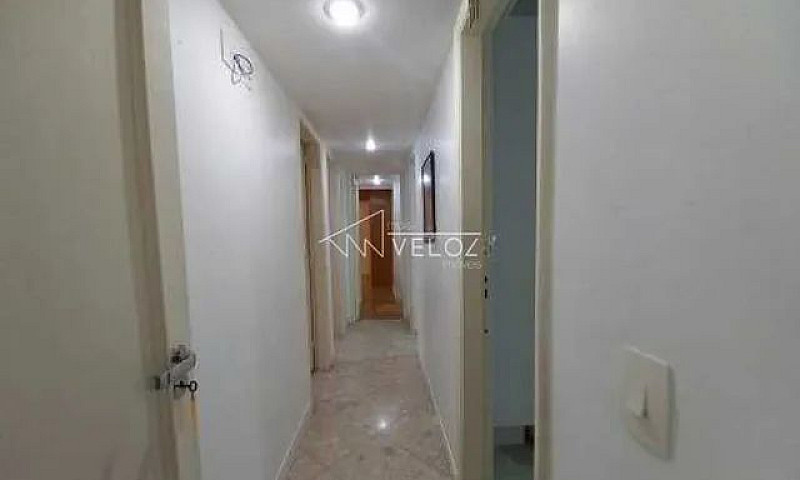 Apartamento-À Venda-...