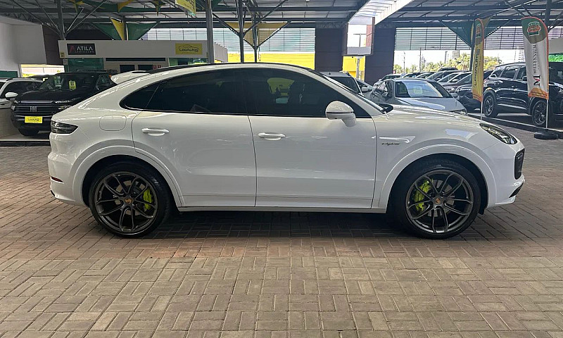 Porsche Cayenne Coup...
